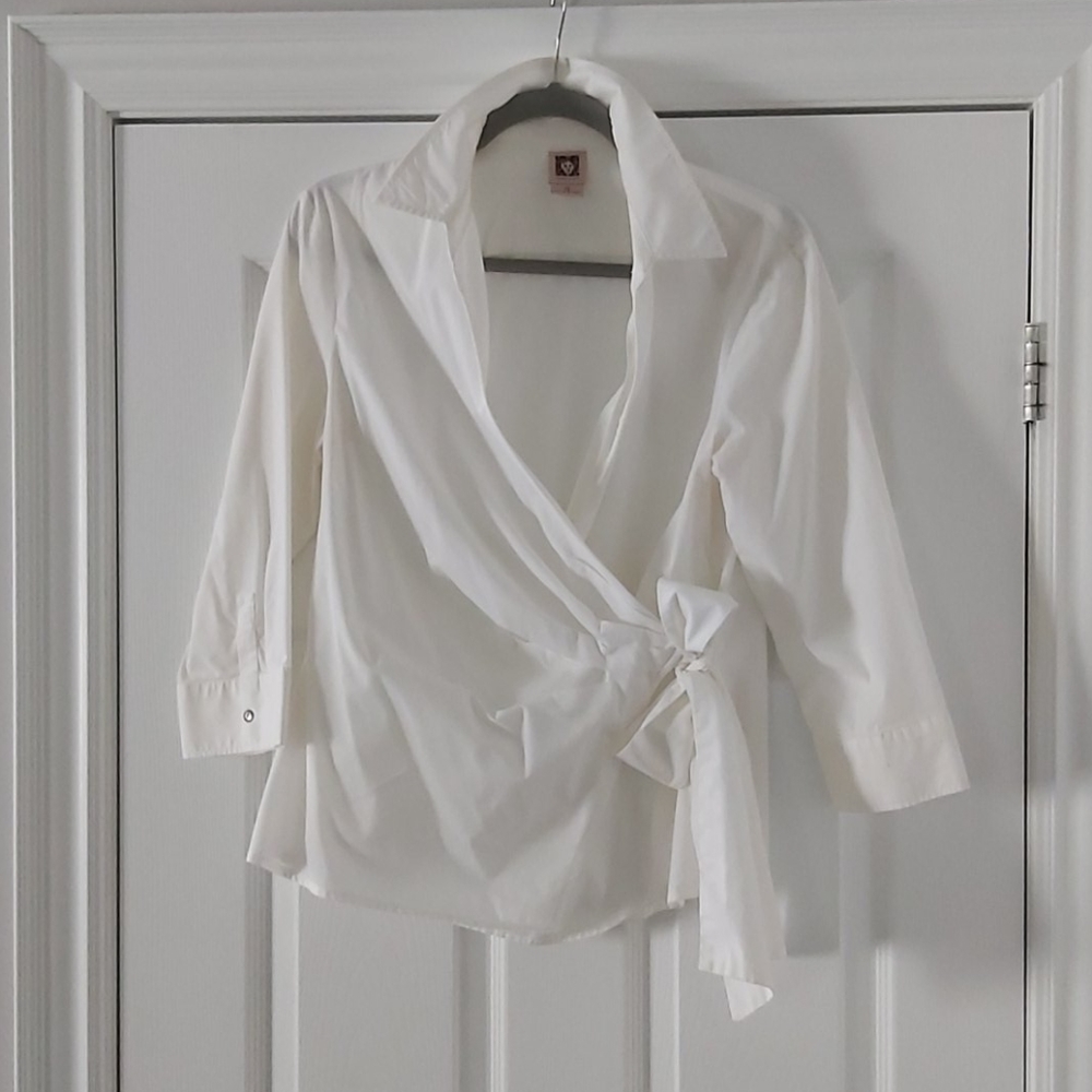 Anne Klein White shirt